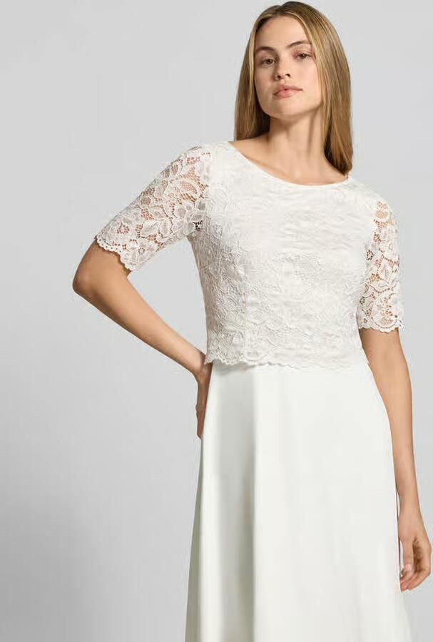 Vera Mont Cocktailjurk met kant en ronde hals
