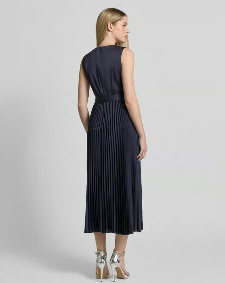 Vera Mont cocktailjurk met plissévouwen - Foto 3