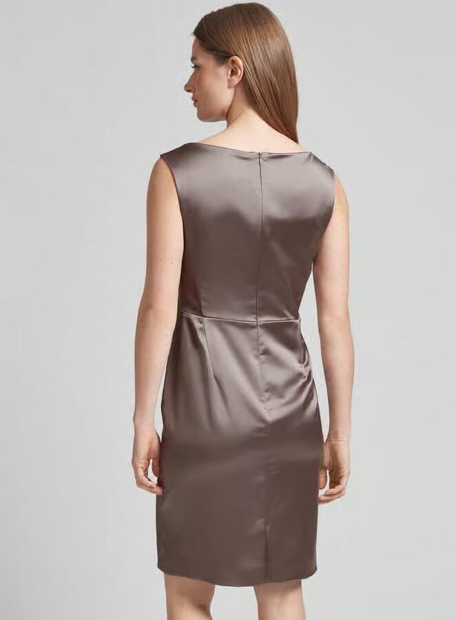 Vera Mont Cocktailjurk van satijn met drapering
