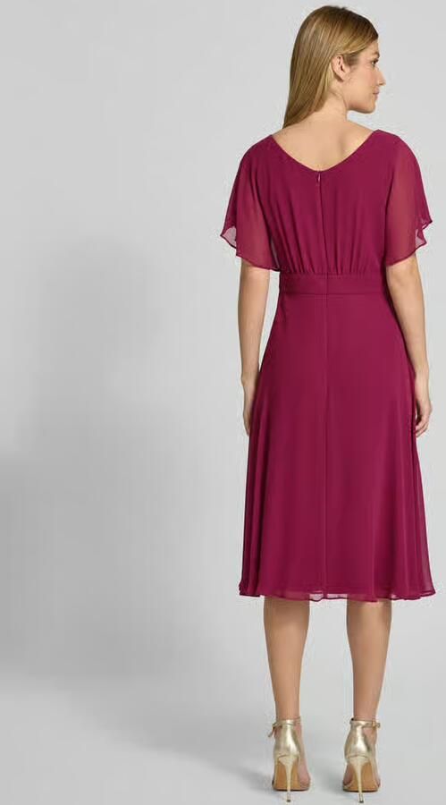 Vera Mont Knielange cocktailjurk met ronde hals