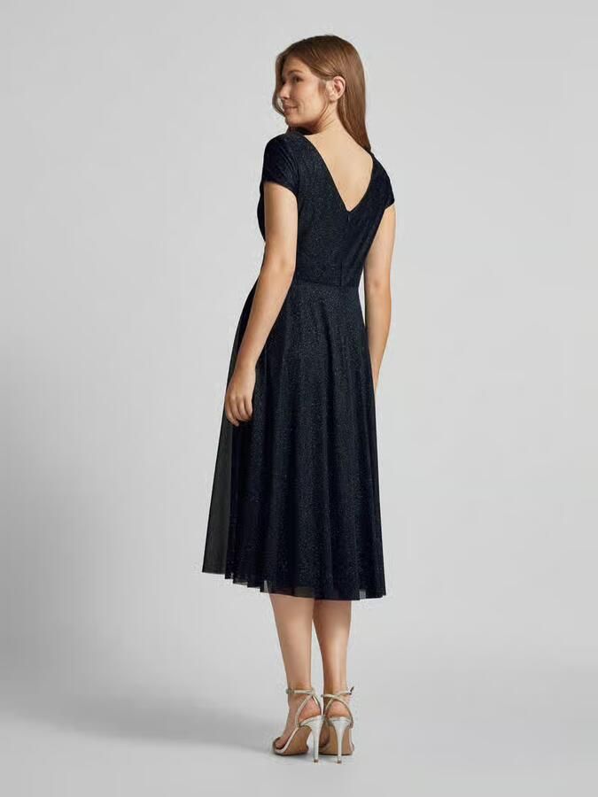 Vera Mont Midi-jurk met V-hals en tailleband