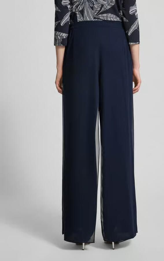 Vera Mont wide fit stoffen broek in semitransparant design