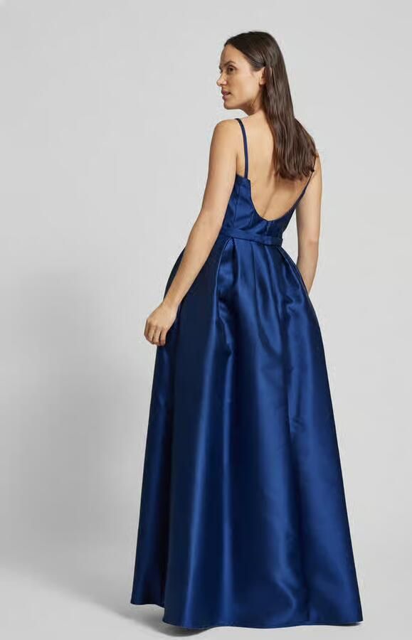 Vera Wang Bride Avondjurk met spaghettibandjes model 'LECROS'