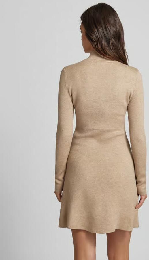 Vero Moda Getailleerde gebreide jurk met geribde ronde hals model 'GOLD'