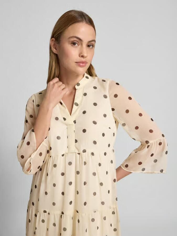 Vero Moda Getailleerde mini-jurk met V-hals model 'SMILLA'