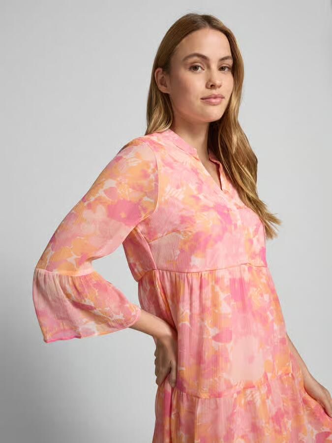 Vero Moda Getailleerde mini-jurk met semi-transparante mouwen model 'SMILLA'
