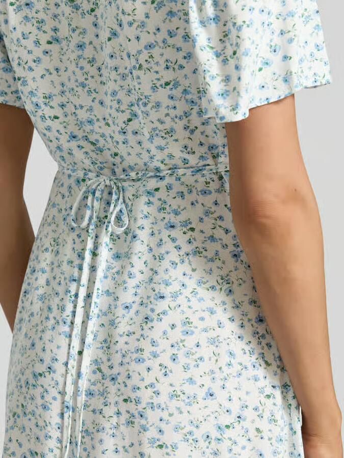 Vero Moda Licht uitlopend minijurkje van pure viscose model 'ALBA'