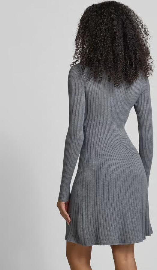 Vero Moda Licht uitlopende gebreide jurk van viscosemix model 'NANCY'