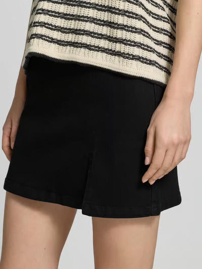 Vero Moda Nauwsluitende jeansrok met split aan de voorkant model 'NELLY'
