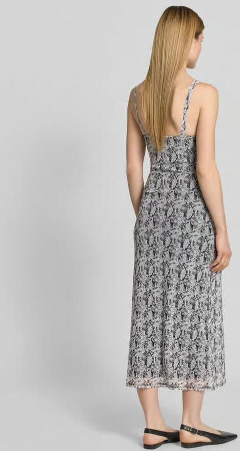 Vero Moda Nauwsluitende vrijetijdsjurk met all-over motief model 'STEPH' - Foto 3