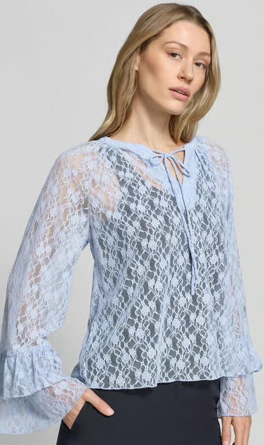 Vero Moda regular fit blouse met lange mouwen in kant-look model 'LOULOU'