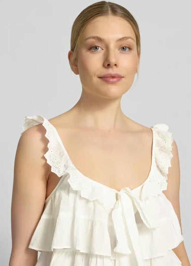 Vero Moda regular fit blousetop met volants model 'SANDY'