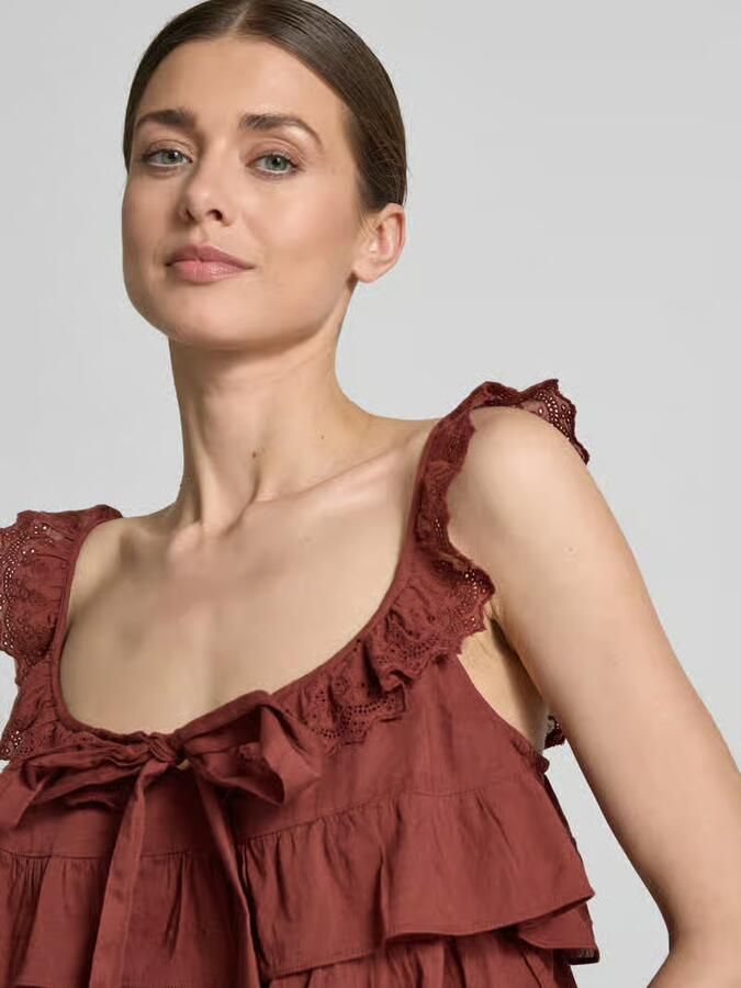 Vero Moda regular fit blousetop met volants model 'SANDY'