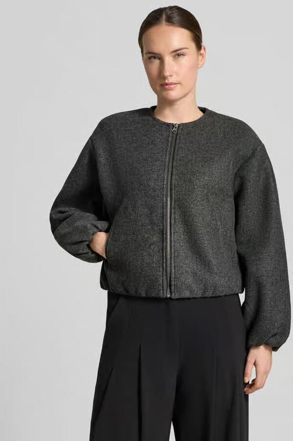 Vero Moda regular fit bomberjack in viltlook model 'CHLOE' - Foto 2