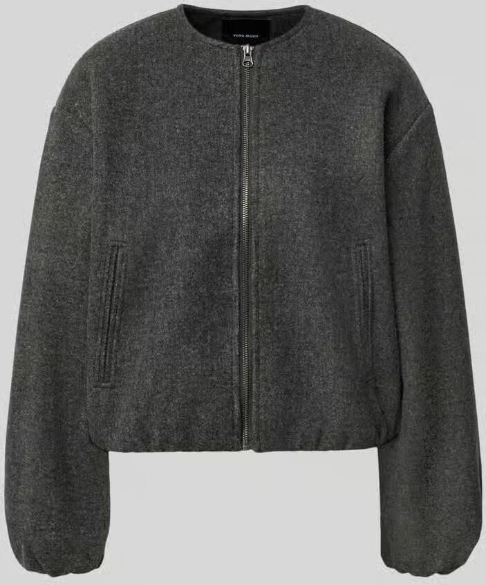 Vero Moda regular fit bomberjack in viltlook model 'CHLOE'