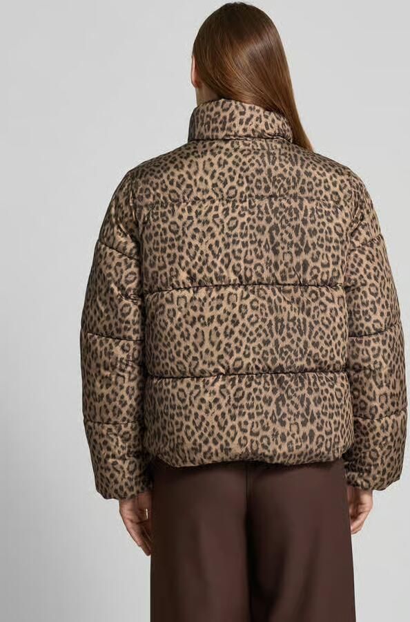 Vero Moda Regular fit gewatteerd jack met all-over motief model 'PARDA' - Foto 2