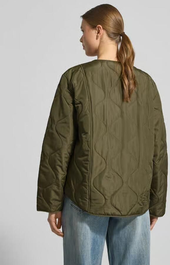 Vero Moda Regular Fit gewatteerde jas met klepzakken model 'MILLIE'