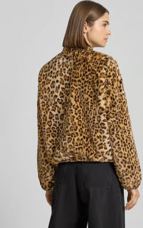 Vero Moda Regular fit jack van imitatiebont met all-over motief model 'SONJALIGA'