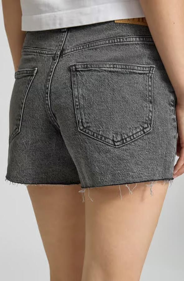Vero Moda regular fit korte jeans van katoenmix model 'TESS' - Foto 4