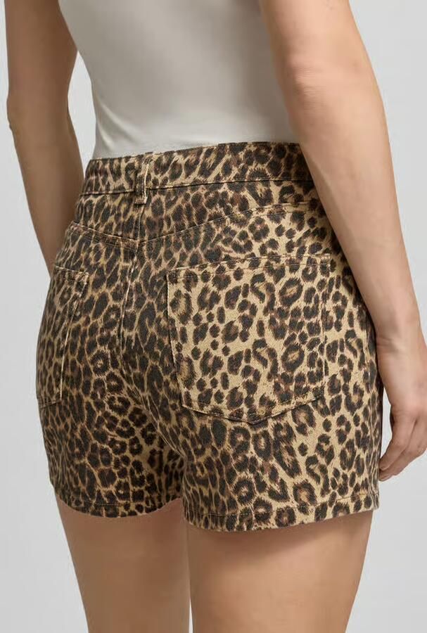 Vero Moda regular fit korte jeans van katoenmix model 'TESS' - Foto 3