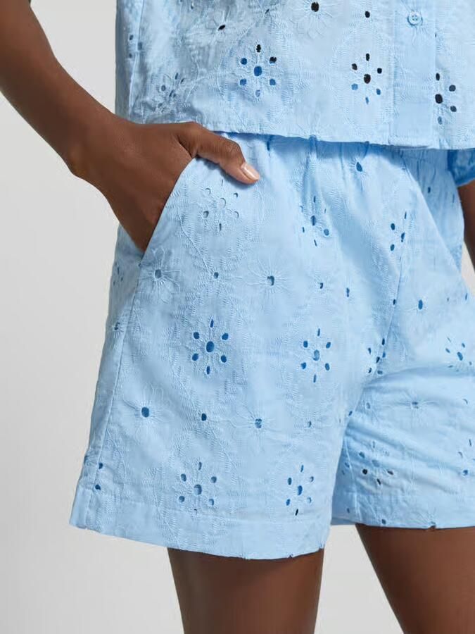 Vero Moda regular fit shorts van zuiver katoen model 'ELIZA'