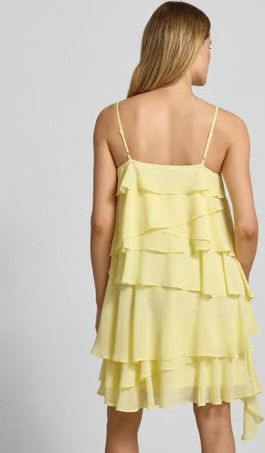 Vero Moda Vloeiende cocktailjurk met volants model 'ALADYN'