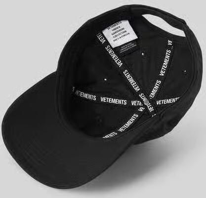 VETEMENTS Baseballpet met labeldetail