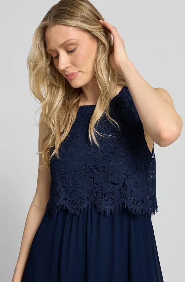 Vila Avondjurk met kant en ronde hals model 'MILINA LACE'