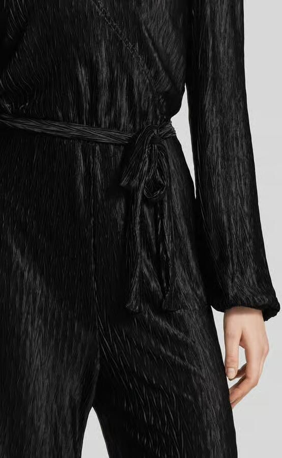 Vila Regular fit jumpsuit in wikkellook model 'PLUSA'