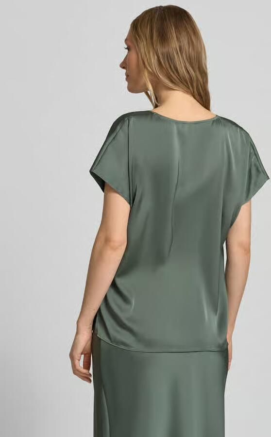 VM by Vera Mont Blouseshirt van satijn met V-hals