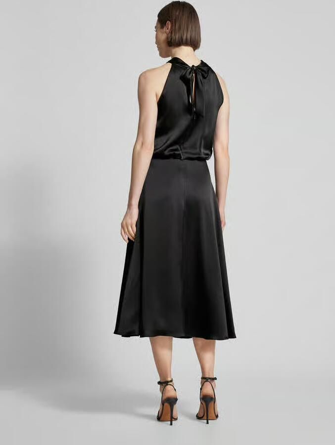 VM by Vera Mont Cocktailjurk met halter