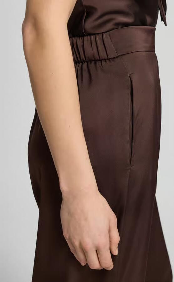 VM by Vera Mont wide fit stoffen broek van satijn