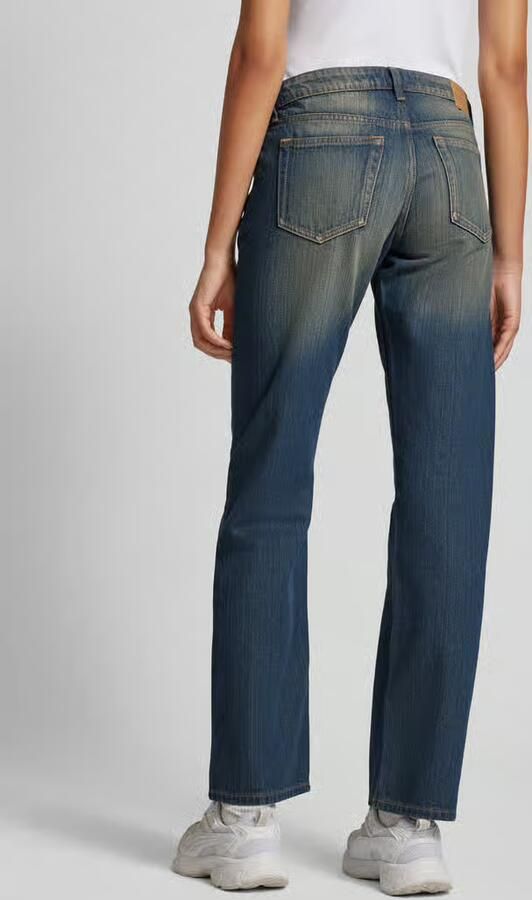 Weekday Straight fit jeans in used-look model 'Arrow'