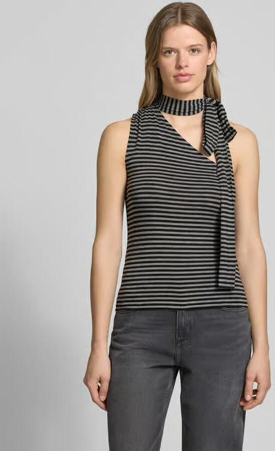 Weekday Tanktop met one shoulder-band model 'Iza' - Foto 2