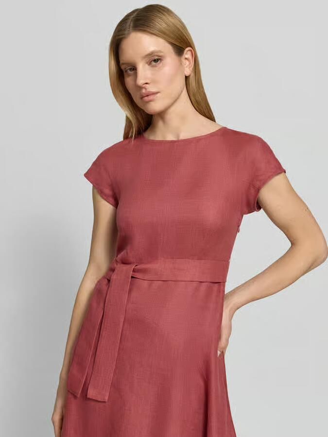 Weekend Max Mara Getailleerde vrijetijdsjurk van puur linnen model 'ESORDIO'