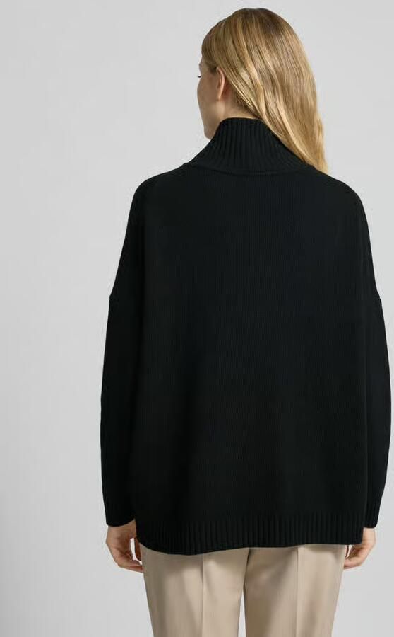 Weekend Max Mara Oversized coltrui van een pure scheerwol model 'BORGIA'