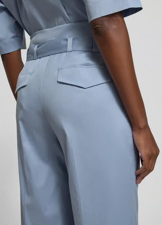 Windsor. Culotte met riem en steekzakken