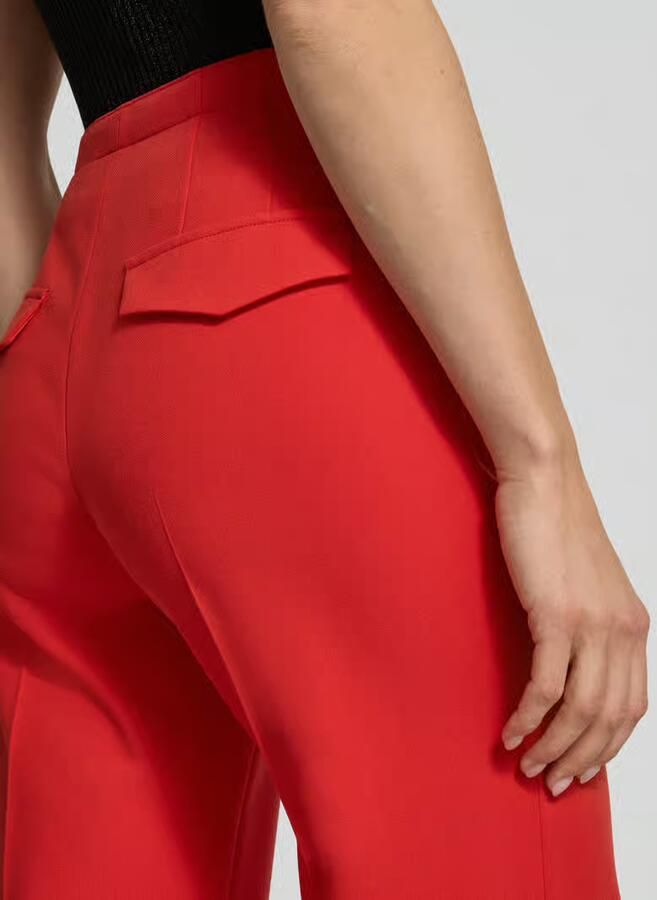 Windsor. Stoffen broek met achterzakken