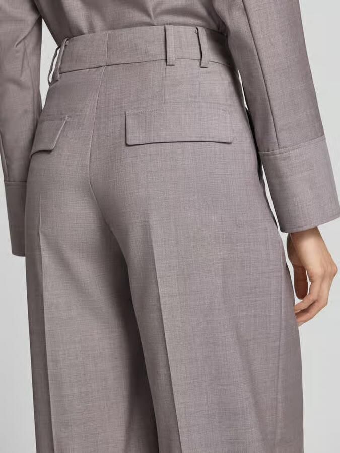 Windsor. wide fit broek van zuivere scheerwol met persplooien