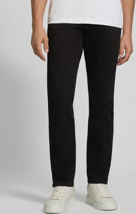 Wrangler tapered fit jeans van katoenmix model 'Redford' - Foto 2