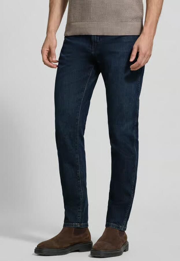 Wrangler tapered fit jeans van katoenmix model 'Redford' - Foto 2