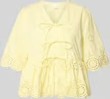 YAS Blouse met broderie anglaise en vetersluiting model 'CORNELIA'