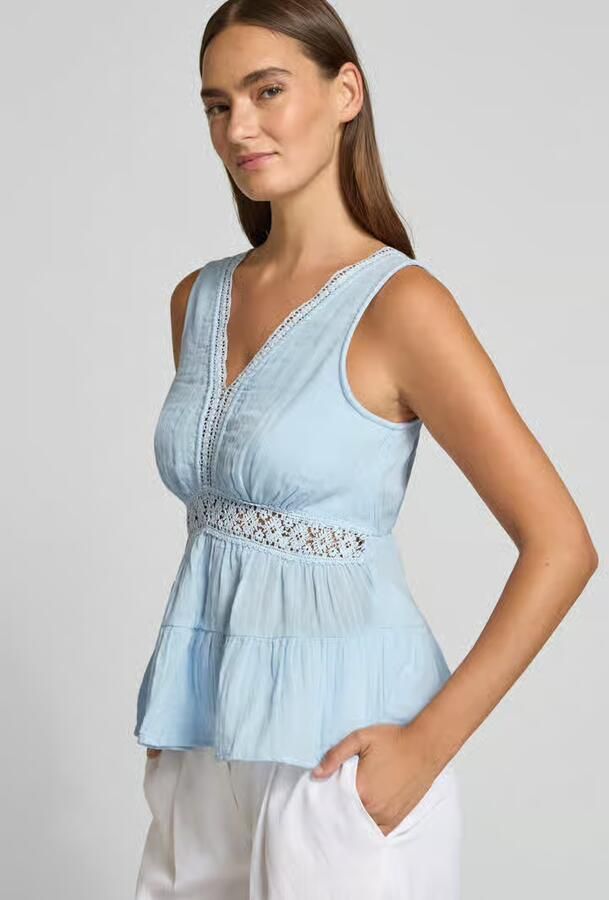 YAS Blousetop met gehaakt kant model 'SANINI'
