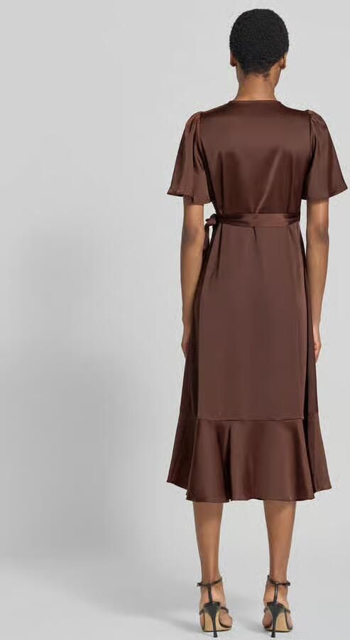 YAS Midi-jurk van satijn met v-hals model 'Thea'