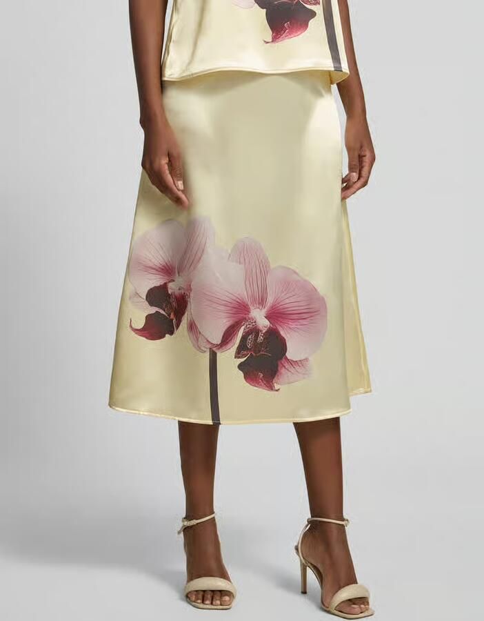 YAS Midirok van satijn met motiefprint en elastische tailleband - Foto 3