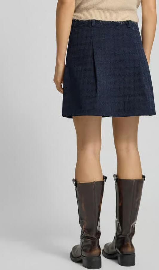 YAS Minirok met bandplooien model 'VICKY'