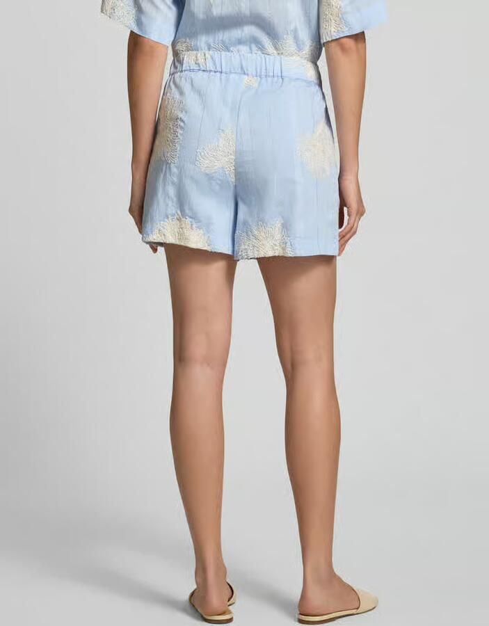 YAS straight fit short met florale sierapplicaties model 'Kana' - Foto 6