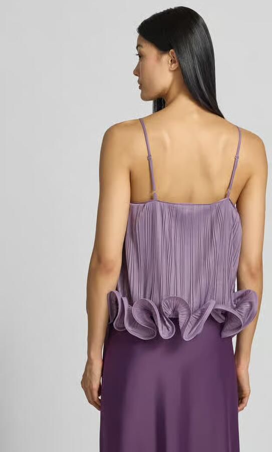 YAS Top met spaghettibandjes model 'RIHANA'