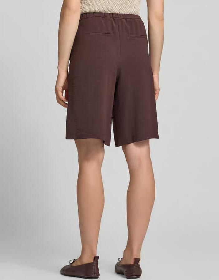 Zero Bermuda s met riem en Franse steekzakken