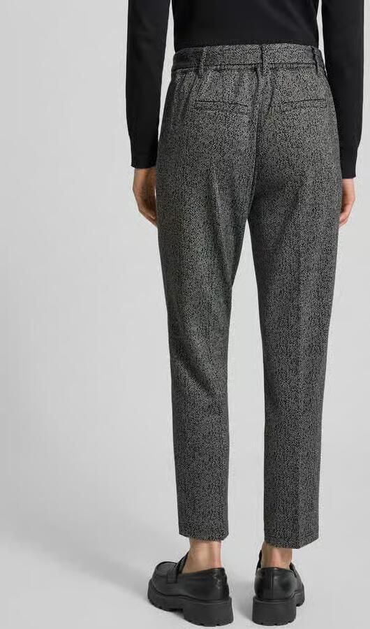 Zero Broek in verkorte pasvorm met knoopsluiting